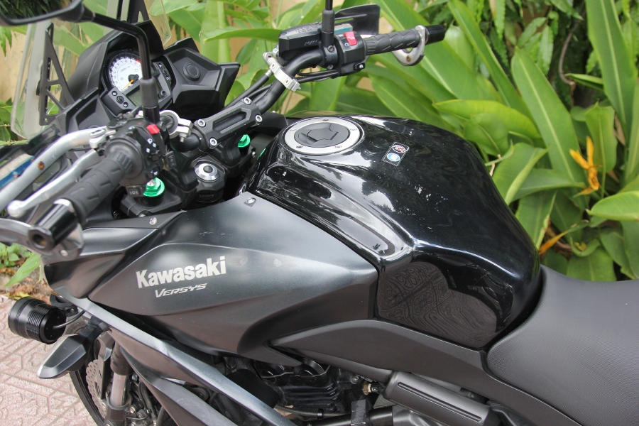 Kawasaki-Versys-650-mo-to-gia-hoi-cho-mua-phuot-cuoi-nam-anh-10