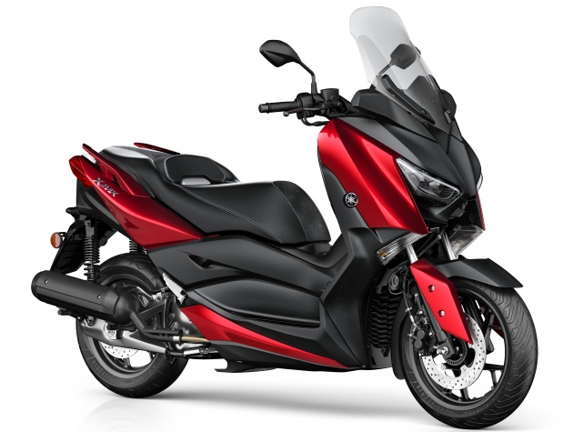 Yamaha-X-Max-125cc-2018-co-he-thong-kiem-soat-do-bam-duong-anh-12