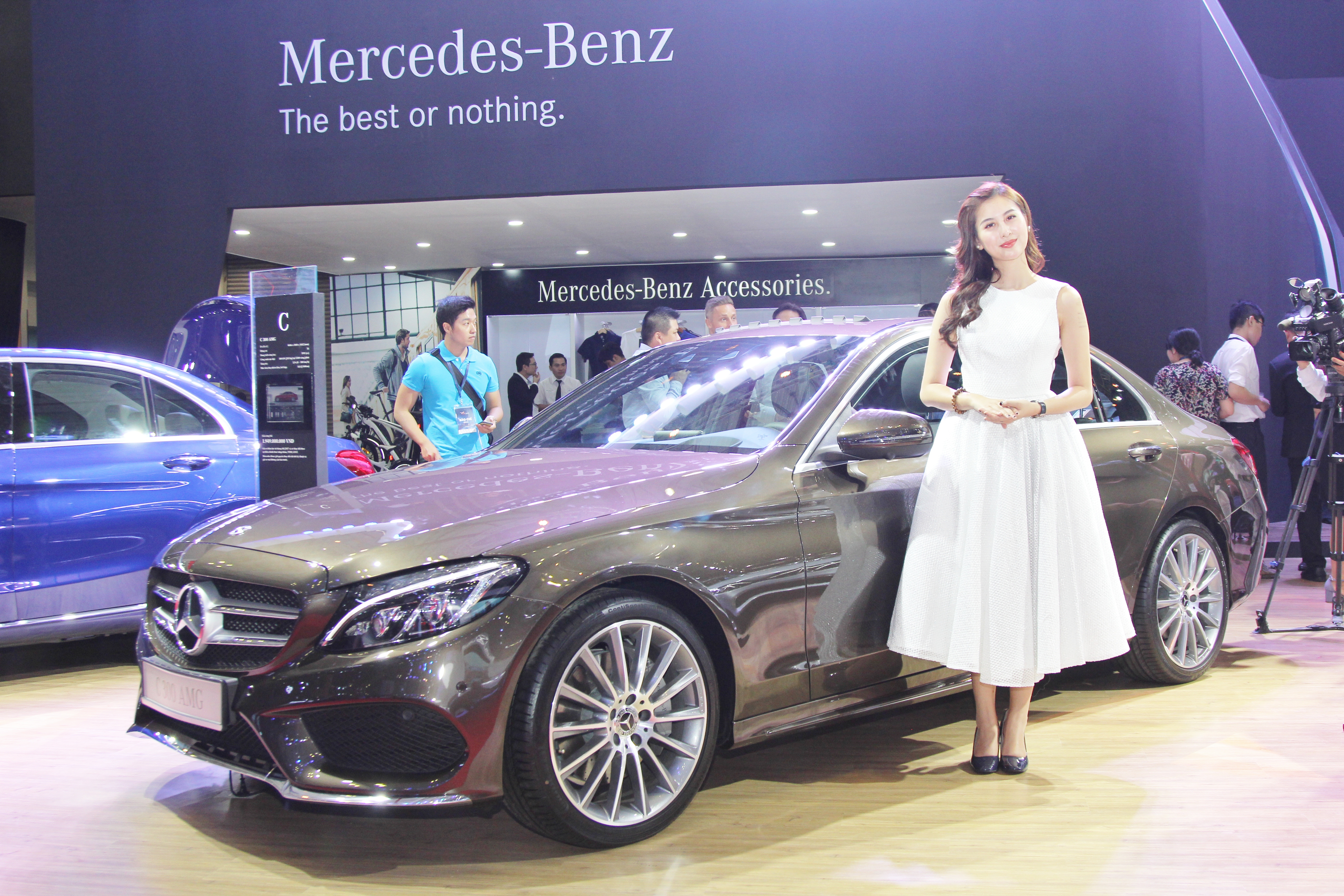 “Giật mình” với khuyến mãi Tết từ 30 triệu đồng của Mercedes-Benz Việt Nam