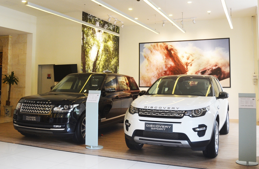 Jaguar Land Rover mở phòng trưng bày mới tại TP.HCM