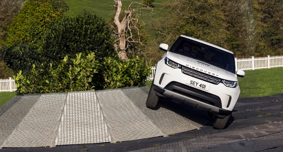 VMS-2018-Land-Rover-to-chuc-off-road-xe-sang-anh-2