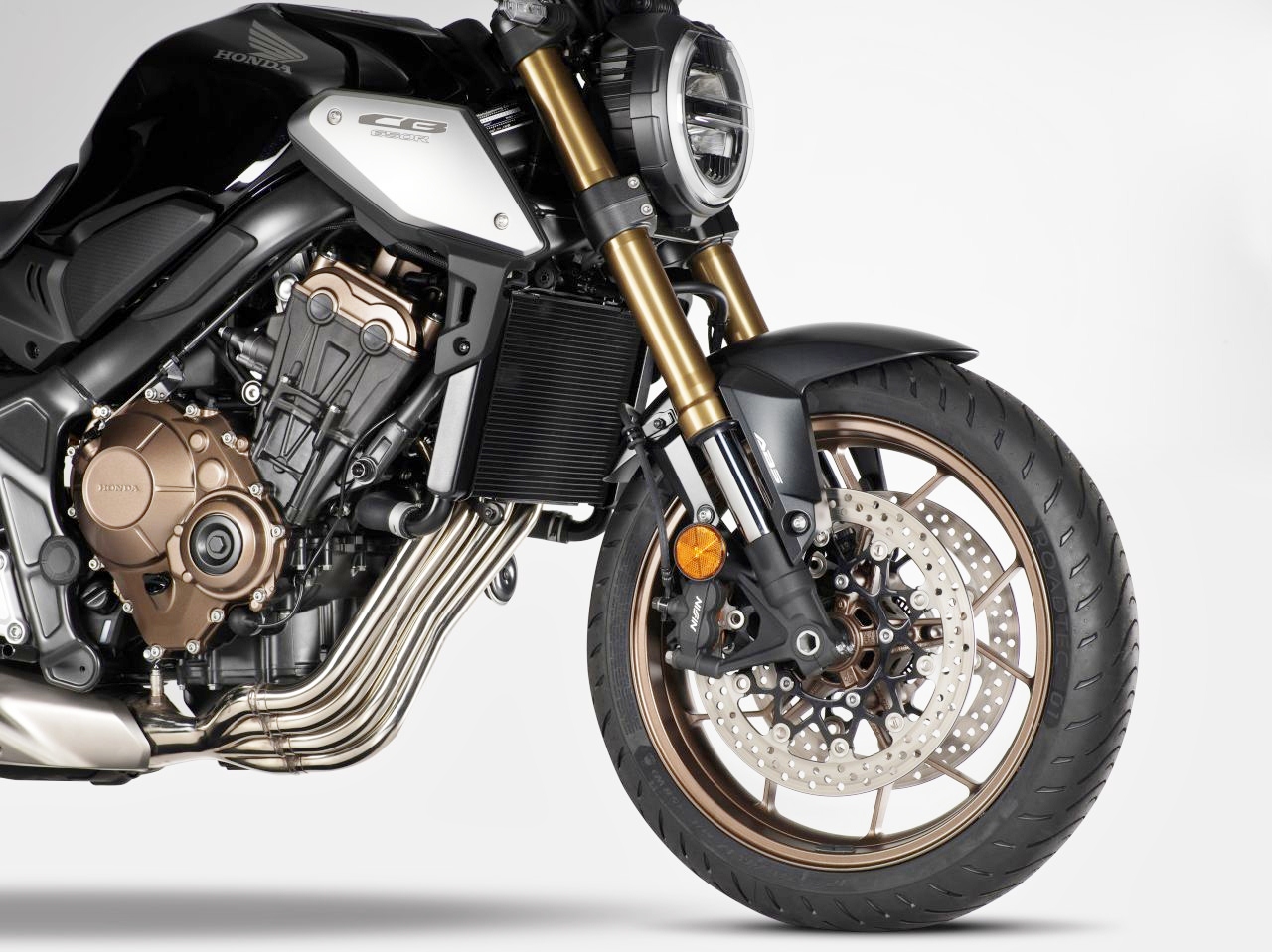 Nakedbike-dep-mat-Honda-CB650R-2019-thay-the-CB650F-anh-5