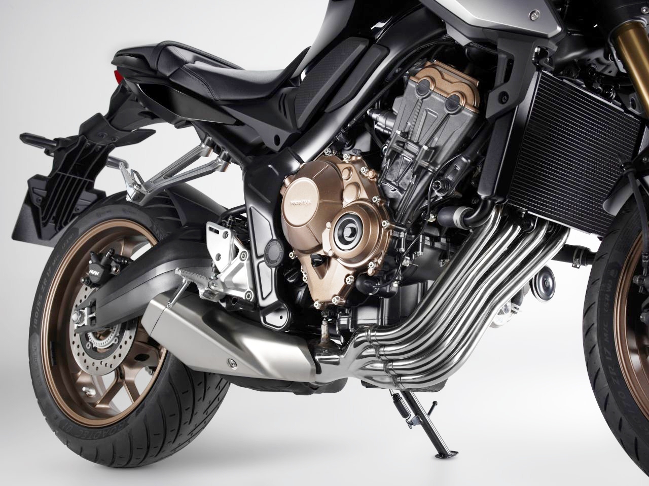 Nakedbike-dep-mat-Honda-CB650R-2019-thay-the-CB650F-anh-8