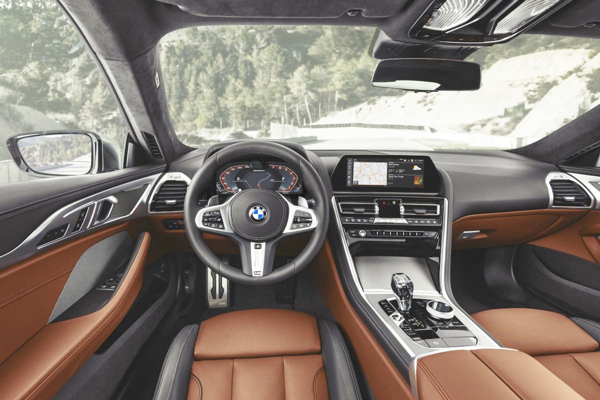 BMW-8-Series-2018-nang-2-tan-dat-100-km-h-sau-3-7-giay-anh-5