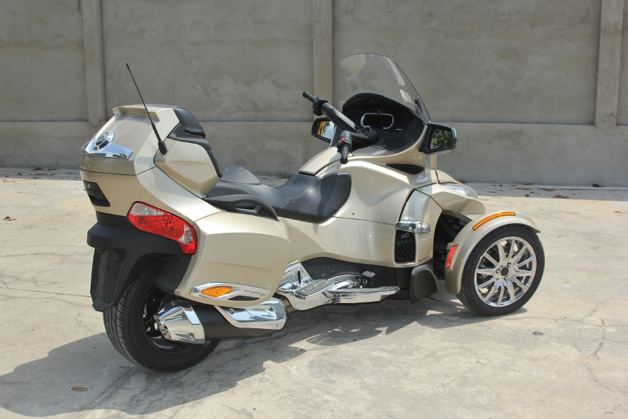 Can-Am-Spyder-RT-Limited-2018-anh-11