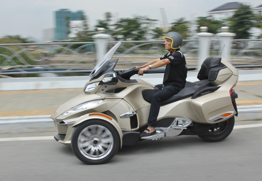 Can-Am-Spyder-RT-Limited-2018-anh-35