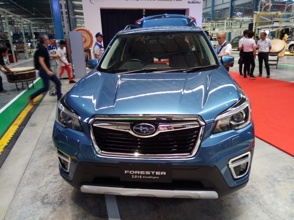 Subaru-Forester-2019-tai-nha-may-Thai-Lan-anh-2