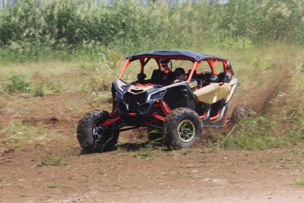 Test-Can-Am-Maverick-X-rs-2019-anh-14