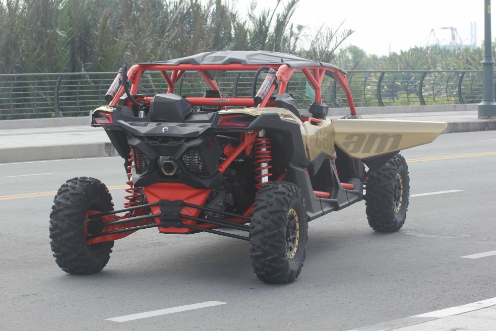 Test-Can-Am-Maverick-X-rs-2019-anh-7