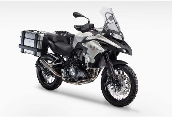 xu-huong-cong-nghiep-mo-to-2017-adventure-benelli-trk502-anh4