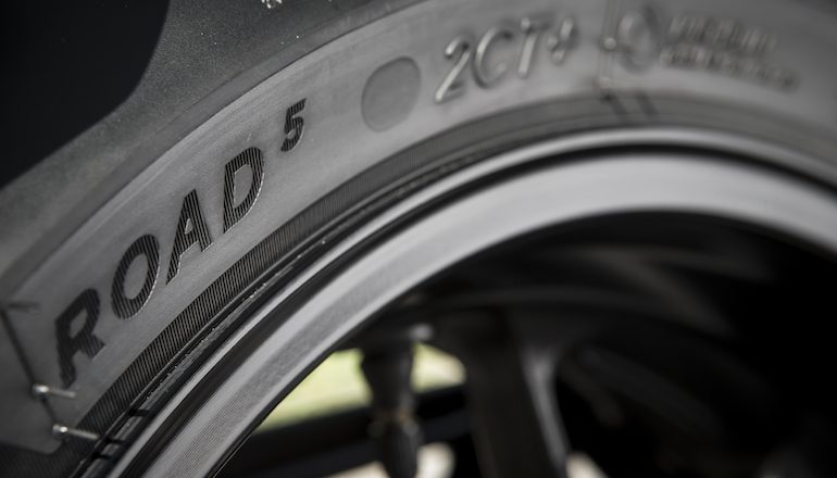 Michelin bán lốp Road 5 Sport Touring mới vào đầu năm 2018