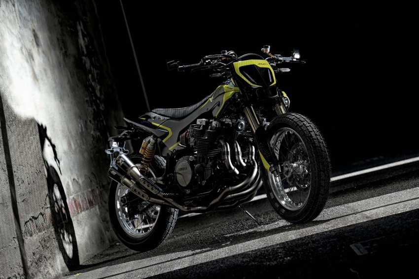 Yamaha XJR1300 độ flat track "ngông" dành riêng cho Rossi