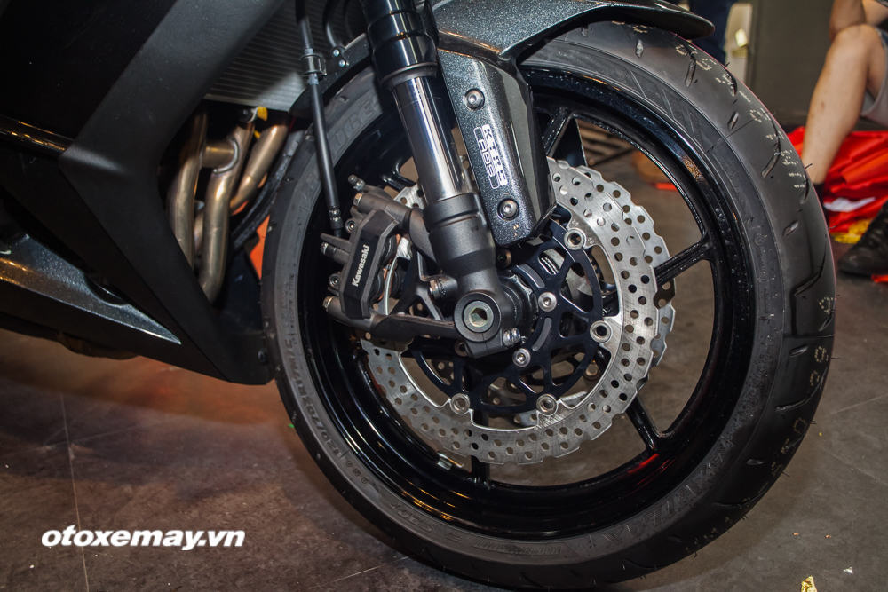Kawasaki Z1000SX 2016 giá bao nhiêu? hình ảnh & khả năng vận hành 10