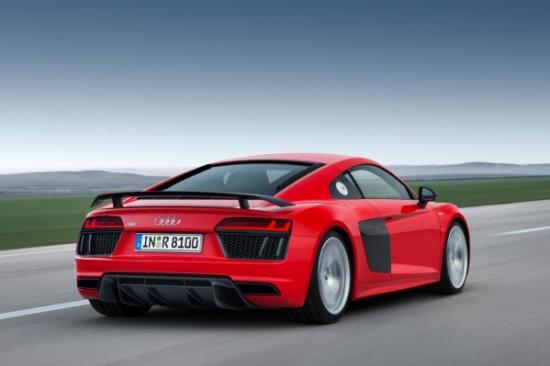 Audi R8 trang bị động cơ mới a1