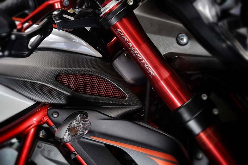 MV Agusta phát triển phiên bản mới dành riêng cho Lewis Hamilton - ảnh3
