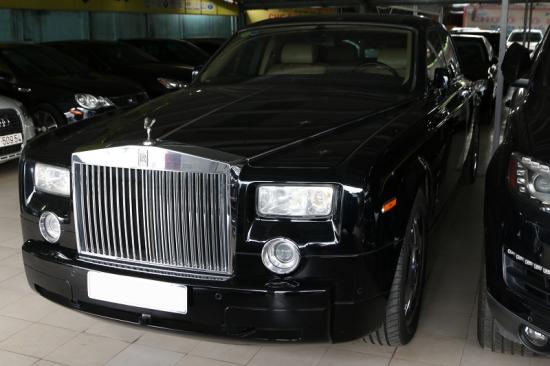 Bắt gặp Roll-Royce Phantom “Rồng” được bán tại chợ xe cũ Sài Gòn_ảnh12