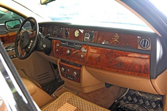 Bắt gặp Roll-Royce Phantom “Rồng” được bán tại chợ xe cũ Sài Gòn_ảnh13