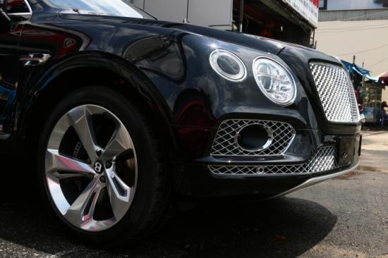 Ngắm SUV Bentley Bentayga giá 23 tỷ đồng tại Sài Thành_ảnh13