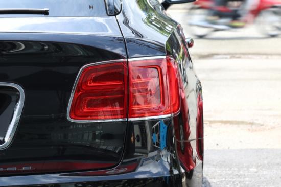 Ngắm SUV Bentley Bentayga giá 23 tỷ đồng tại Sài Thành_ảnh7