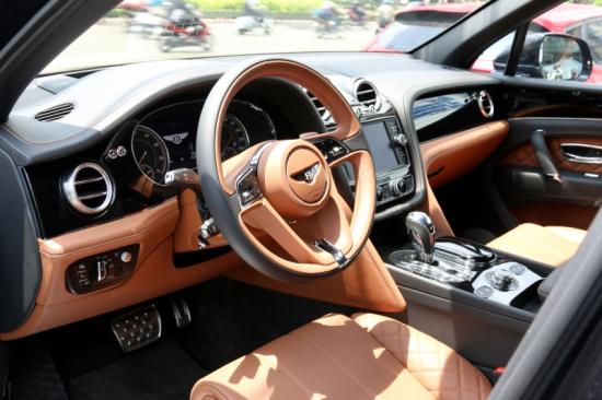 Ngắm SUV Bentley Bentayga giá 23 tỷ đồng tại Sài Thành_ảnh9