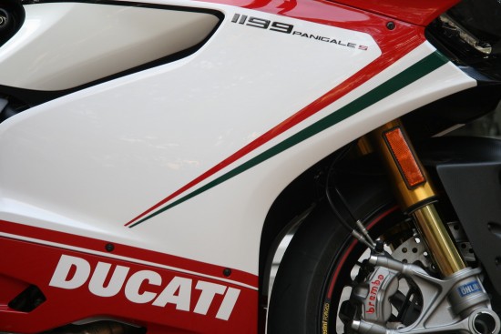 Xe mô tô Ducati 1199 Panigale S 2012 bản Tricolore về Sài Gòn