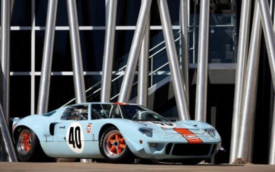 Xe đua Ford GT40 1968 được đấu giá kỷ lục 11 triệu USD ảnh 2 Xe đua Ford GT40 1968 A3