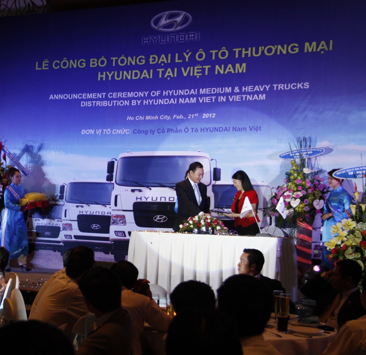 Mua xe tải Hyundai chỉ cần trả 5% giá trị xe 1 Mua xe tải Hyundai chỉ cần trả 5% giá trị xe 1