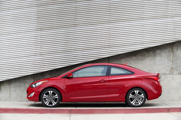 Elantra có thêm bản coupe và hatchback 1