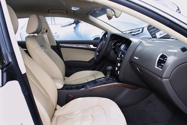 Audi mở màn năm “Rồng” bằng A5 Sportback 3 Audi mở màn năm “Rồng” bằng A5 Sportback 3