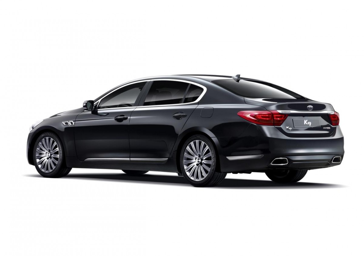 Sedan lớn nhất của Kia giá chỉ hơn 46.000 USD 1