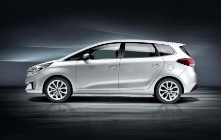 Kia Carens thế hệ mới có thêm hàng ghế thứ 3 Kia Carens thế hệ mới có thêm hàng ghế thứ 3