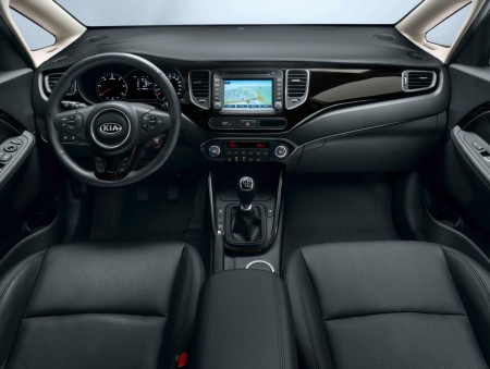 Kia Carens thế hệ mới có thêm hàng ghế thứ 3_2 Kia Carens thế hệ mới có thêm hàng ghế thứ 3_2
