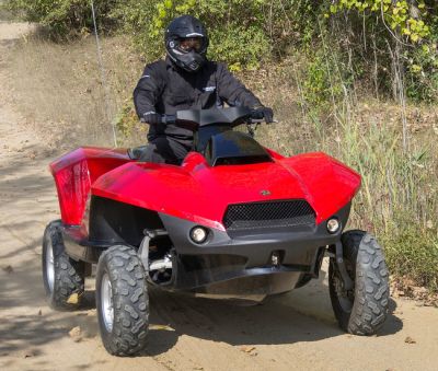 Quadski - xe máy địa hình 4 bánh có thể lội nước 