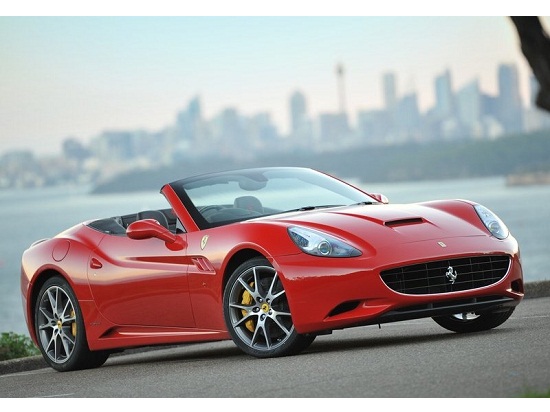 Ferrari lại thu hồi 458 Italia