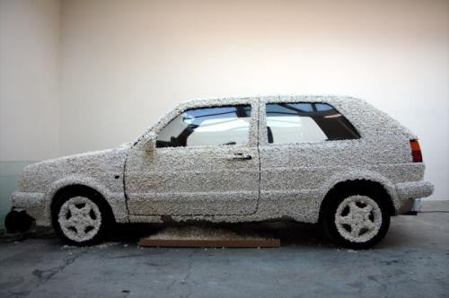 Volkswagen Golf “ngụy trang” bằng… bỏng ngô