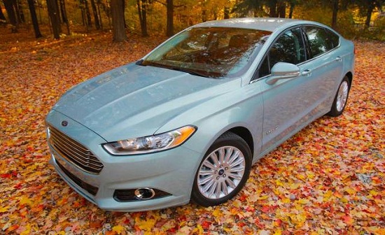 Ford bồi thường cho khách hàng vì thổi phồng mức tiêu thụ nhiên liệu