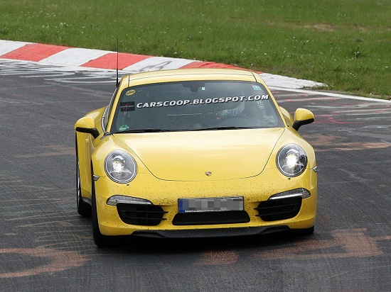 Lộ diện hình ảnh Porsche Carrera 4/4S sắp ra mắt
