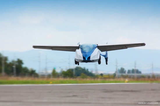 Xem ‘bọ cánh cứng’ AeroMobil 2.5 vừa bay vừa chạy