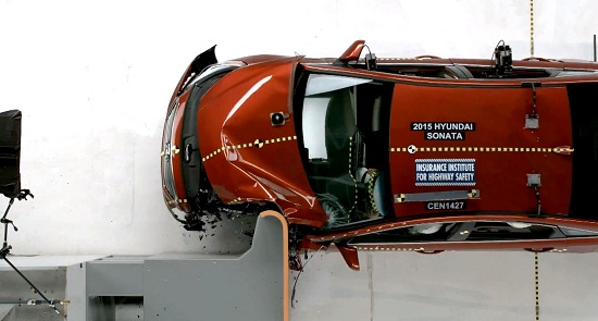 Hyundai Sonata 2015 nhận danh hiệu an toàn cao nhất của IIHS