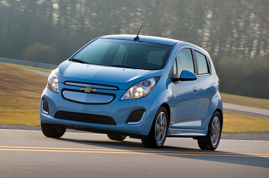 Chevrolet Spark chạy điện đắt gấp đôi xe thường 