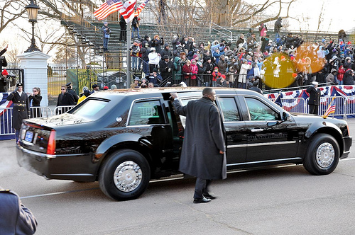 Cadillac One giúp Tổng thống Obama đi lại, sống sót và tẩu thoát