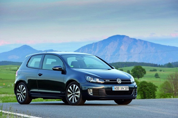 VW Golf là chiếc xe số 1 châu ÂU năm thứ 4 liên tiếp