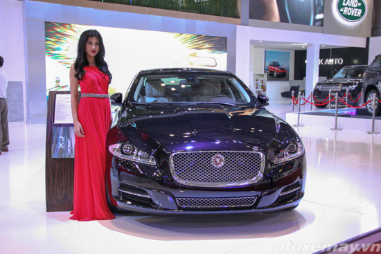 Ngắm “người khổng lồ” Jaguar XJL tại VMS 2014