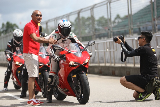 Tay chơi mới Ducati Panigale 899