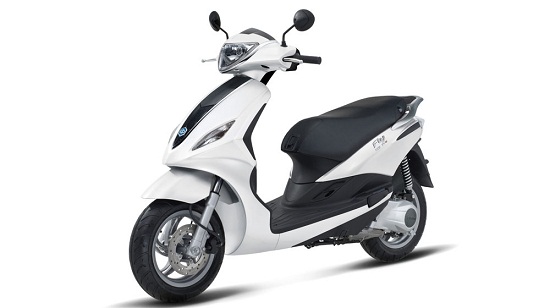 Piaggio Việt Nam hé lộ Fly phiên bản 3 van
