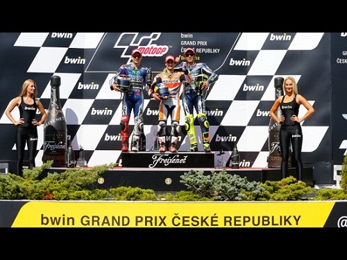 Dani Pedrosa vượt mặt Marc Marquez vô địch chặng đua MotoGP tại Séc