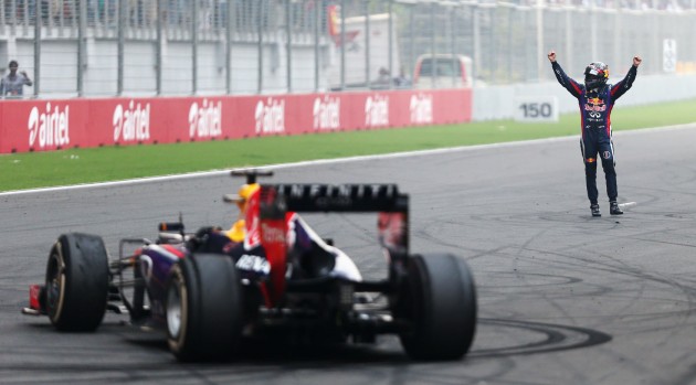 Vettel không còn khoác áo Red Bull Racing