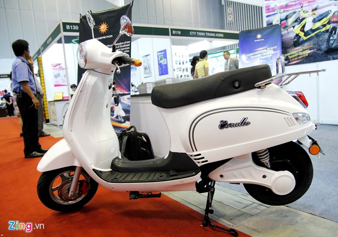 Xe điện “bản sao Vespa” có giá hơn 20 triệu