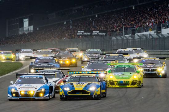 Tua chậm cuộc đua khốc liệt Nurburgring 24-Hour