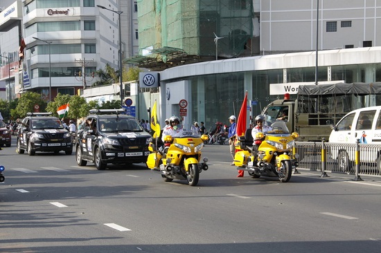 Đoàn xe ASEAN – India Car Rally thăm TP.HCM